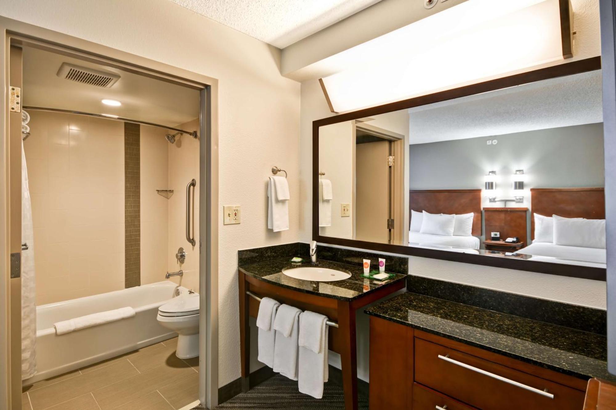 Hyatt Place Dallas/Garland/Richardson Экстерьер фото