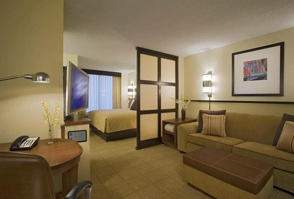 Hyatt Place Dallas/Garland/Richardson Экстерьер фото